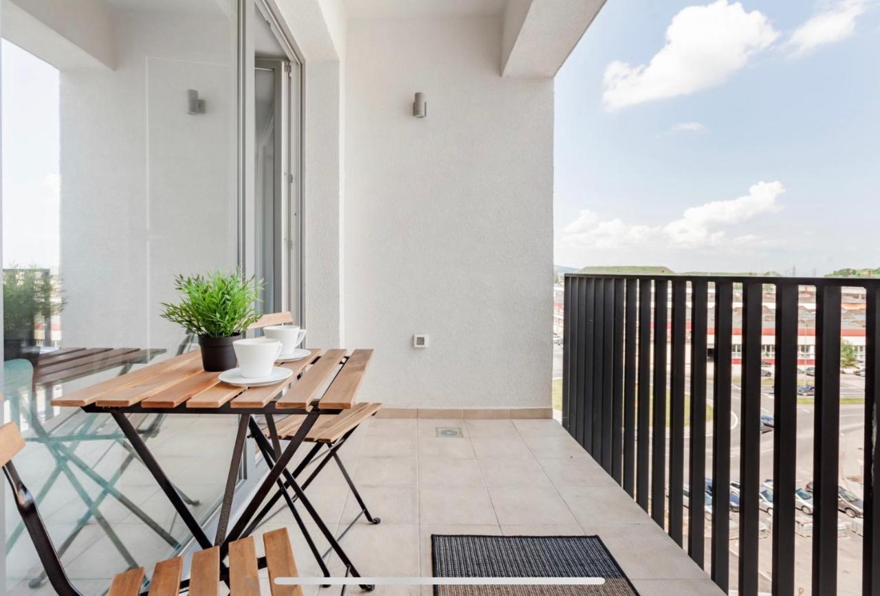 Modern Studio Coresi Apartment Brasov Ngoại thất bức ảnh
