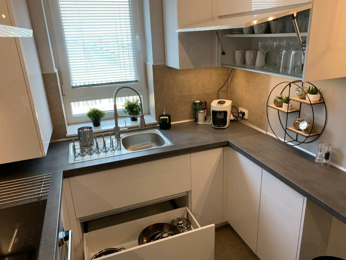Modern Studio Coresi Apartment Brasov Ngoại thất bức ảnh