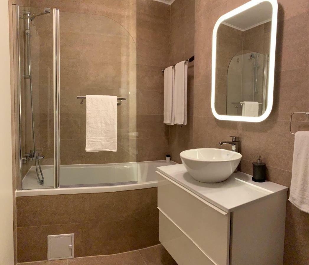 Modern Studio Coresi Apartment Brasov Ngoại thất bức ảnh
